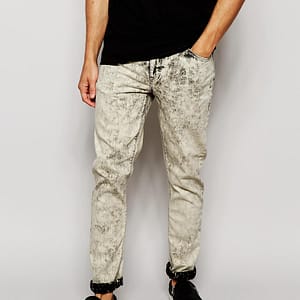 Skinny Jeans In Acid Wash